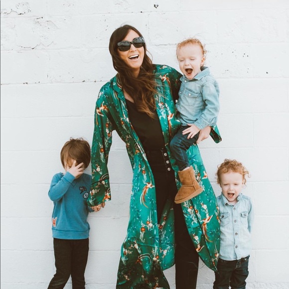 Meet your Posher, Hannah - Picture 2 of 3